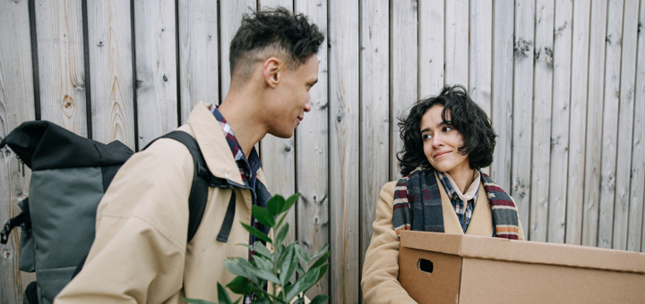 Moving out tips first time